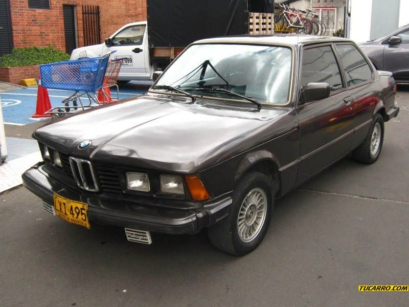 bmwfarolascuadradas.jpg