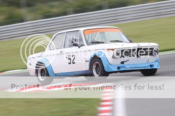BMW_2002_Snetterton.jpg