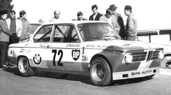 bmw2002_3v.jpg