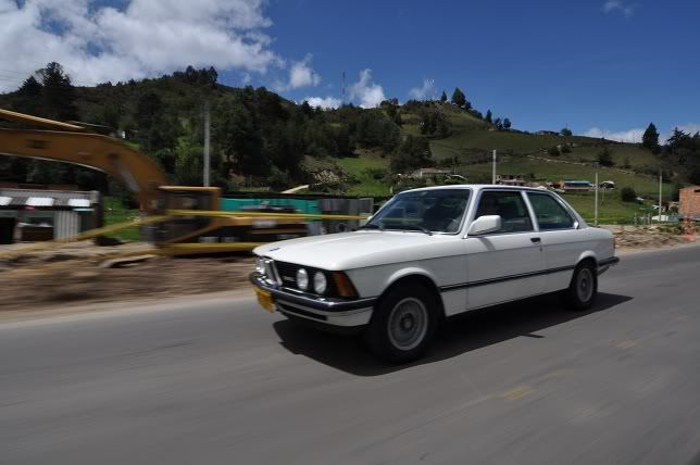 BMW320-6.jpg
