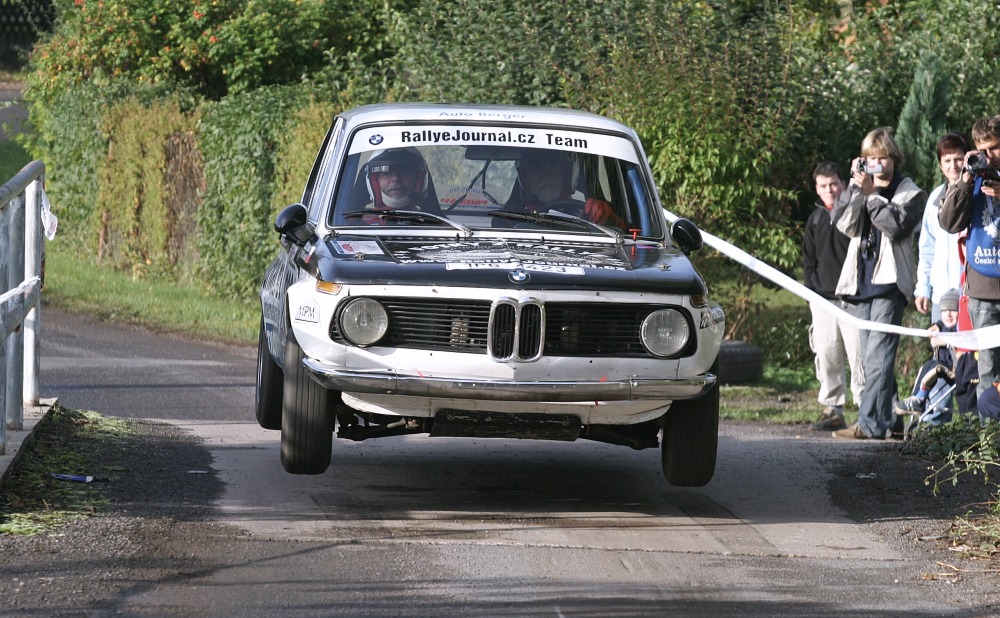bmw2002ti_12.jpg