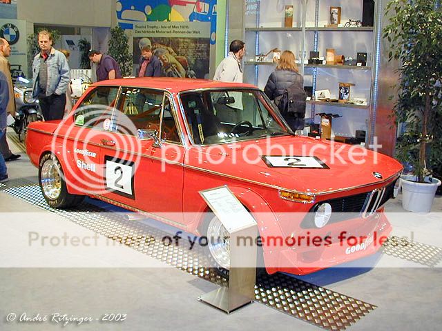 BMW2002racing1976fr3q.jpg