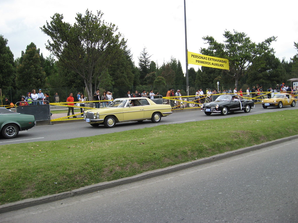 2776008448_8caa12649e_b.jpg