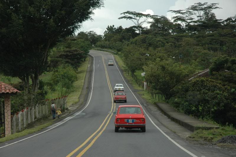 PASEOBARICHARABMW2002070.jpg