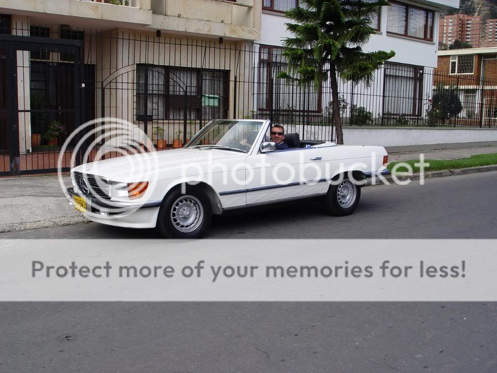 MercedesConvertible280SL41.jpg