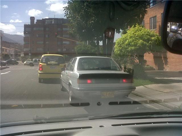 bmw1-1.jpg