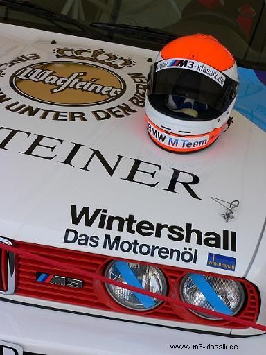 Helm20Marc20Motorhaube20klein.jpg